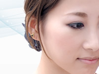 ピアス